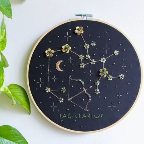 Sternzeichen Schütze - handstickanleitung von TheMidnightWren auf Etsy