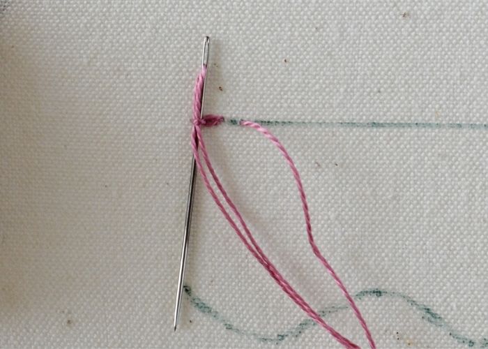 Come realizzare il punto catenella pesante passo 3 immagine